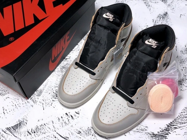 Cheap TBkick Air Bone x Light Nike Jordan OG SB 1 CD6578-006 High 0819